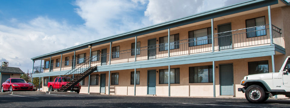 Elli Apartments